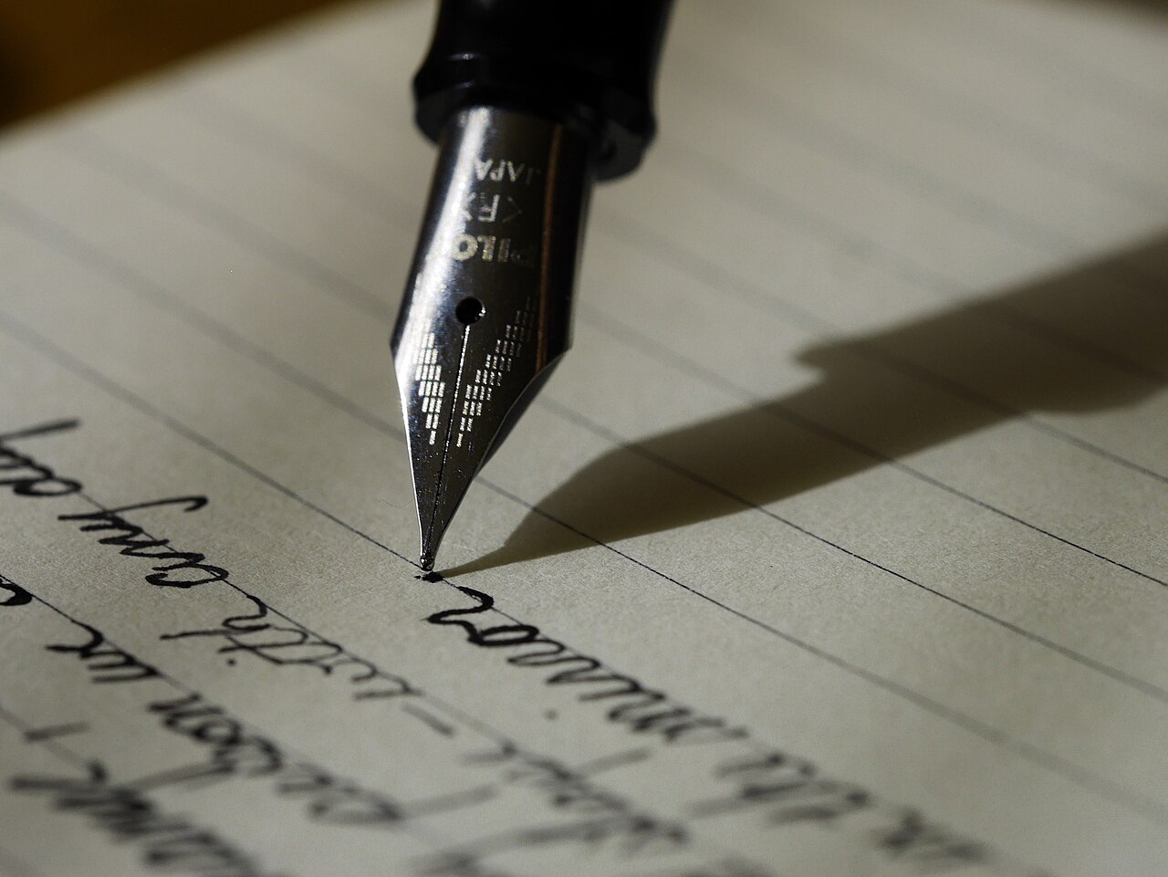fountain pen paper (foto: Free-Photos / CC0, Wikimedia Commons)