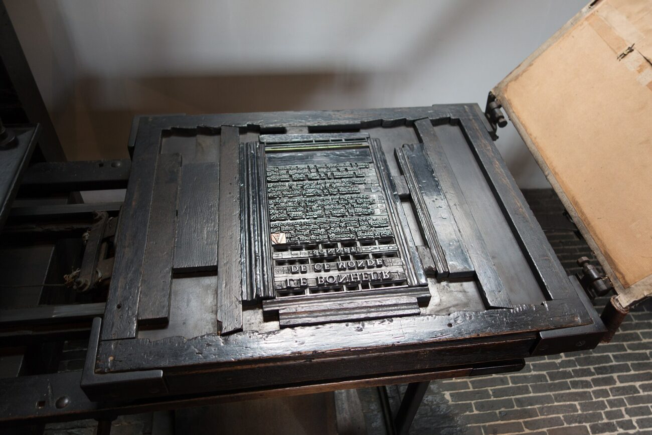 letterpress metal type