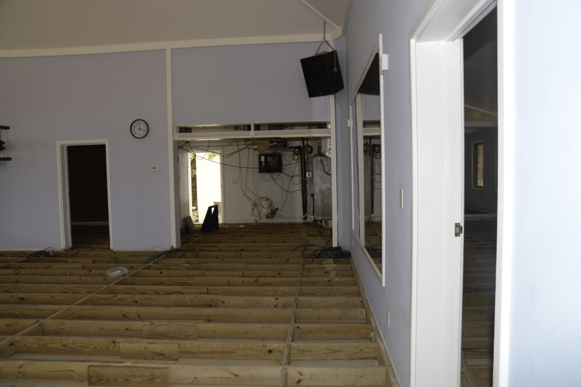 empty room wooden floor